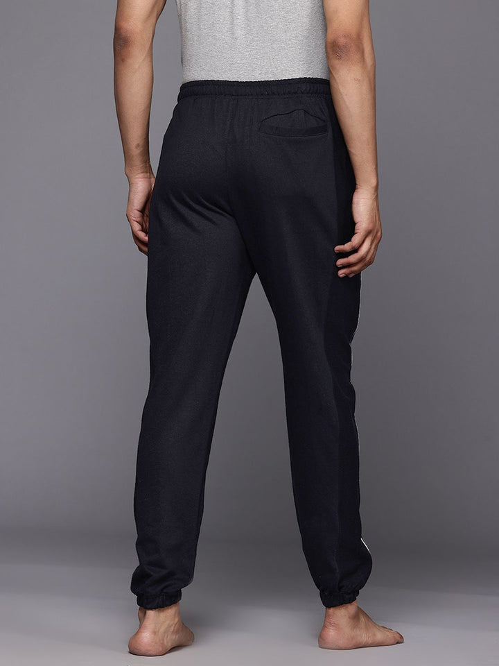 HRX by Hrithik Roshan Men Contrast Piping Detailed Yoga Joggers