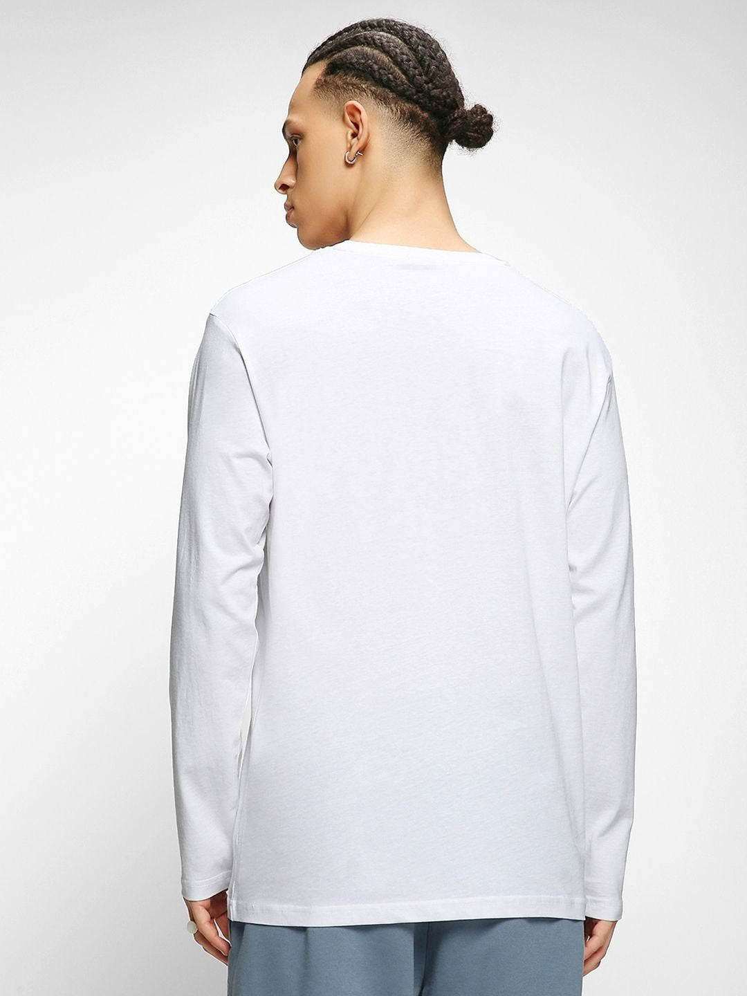 Bewakoof Men White Printed Round Neck Pure Cotton T-shirt