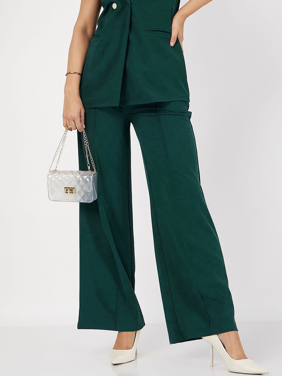 SASSAFRAS Women Green High-Rise Parallel Trousers