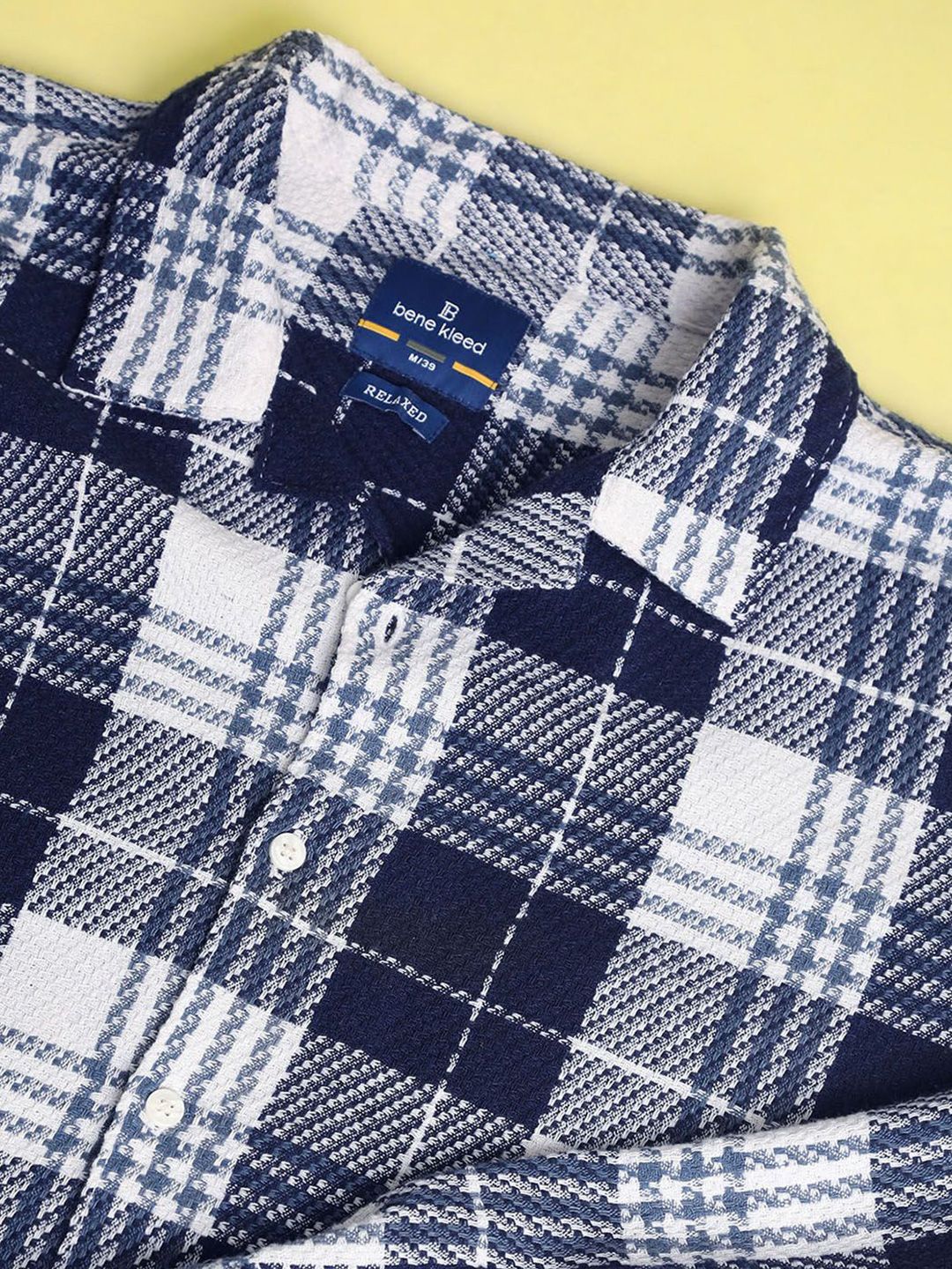 Bene Kleed Men Tartan Checked Relaxed Fit Textured Casual Shirt