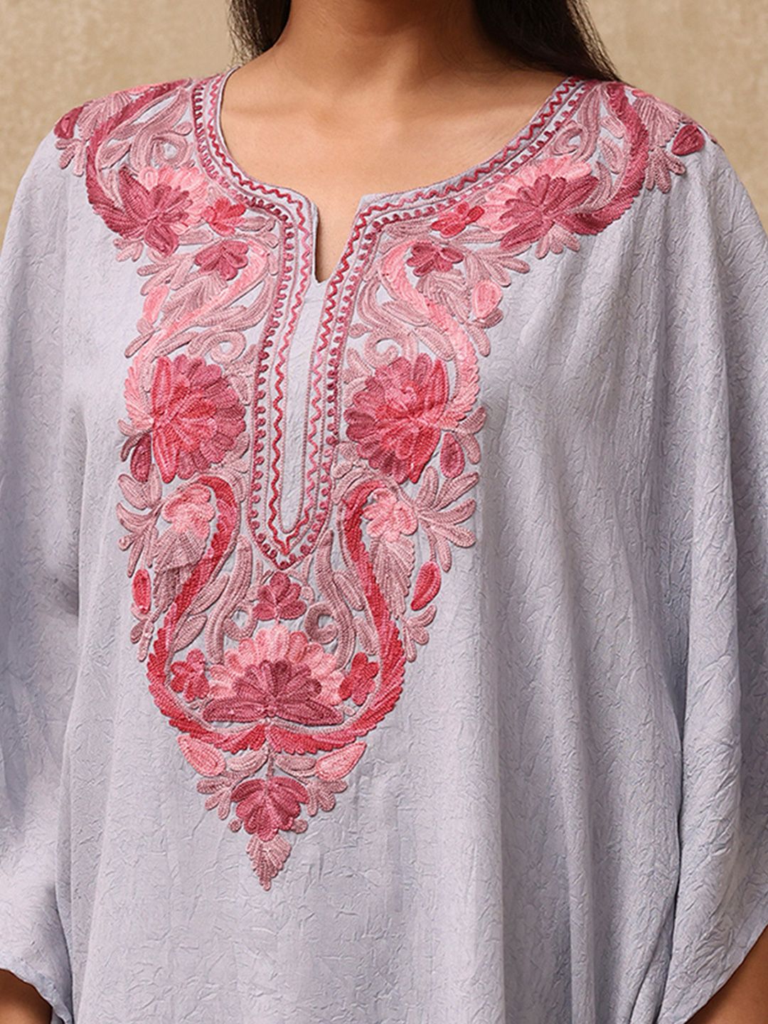 House of Chikankari Crafts Aari Embroidered Solid Women's Kaftan Set - Grey