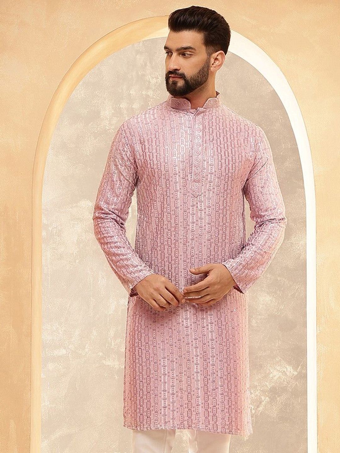 SOJANYA Men Embroidered Thread Work Kurta