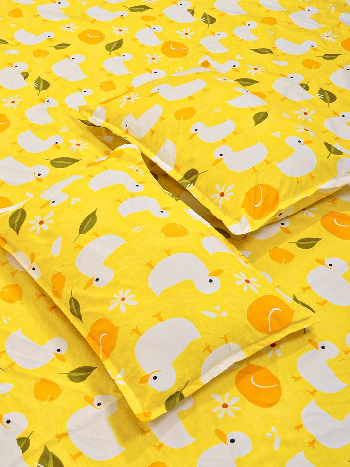 KLOTTHE Yellow Cartoon Characters Fitted 300 TC Double King Bedsheet With 2 Pillow Cover