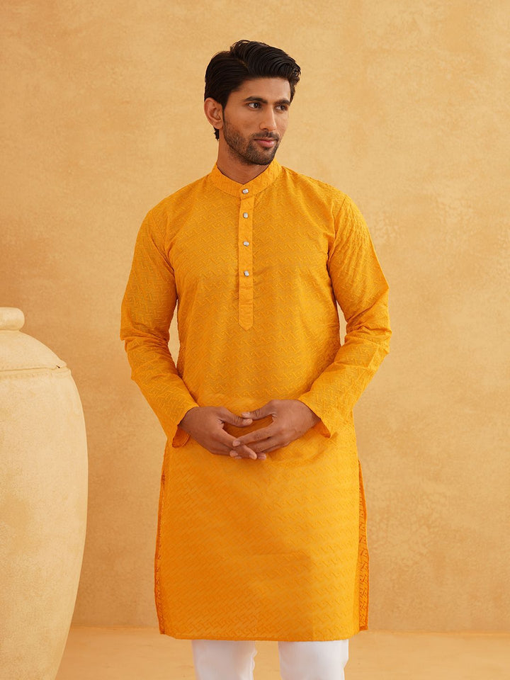 SOJANYA Geometric Embroidered Mandarin Collar Pure Cotton Straight Kurta