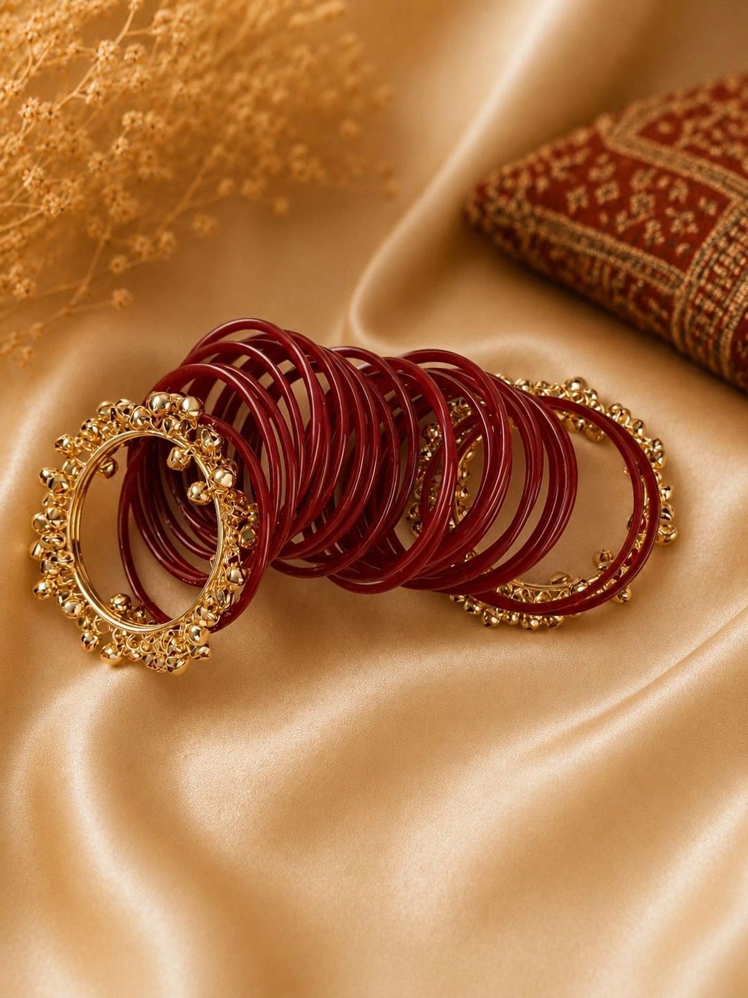 Set PANASH Daripada 26 Gelang Manik Ghungroo Tiruan Bersalut Emas