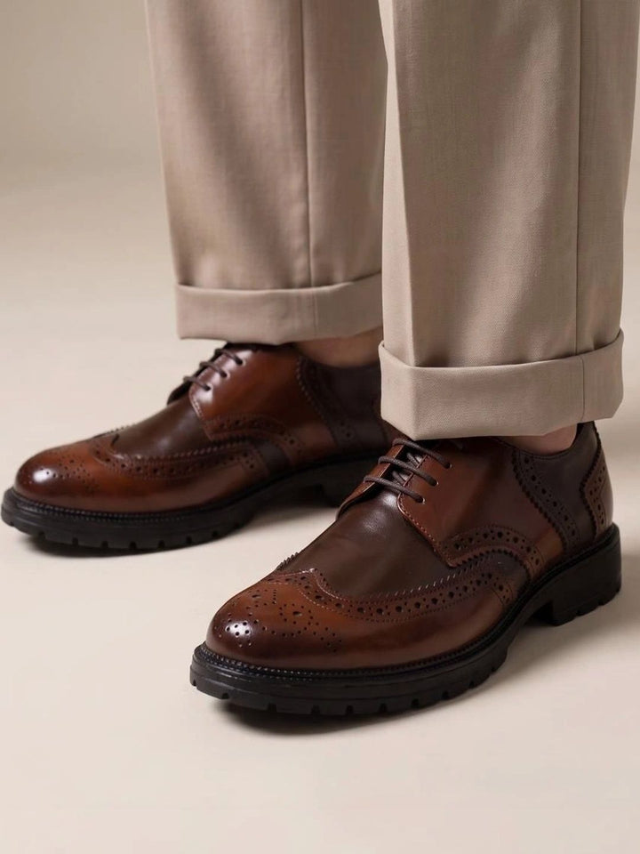 MONKSTORY Brown & Tan Atelier 1900 Wingtip Bicolor Lace-Ups Brogue