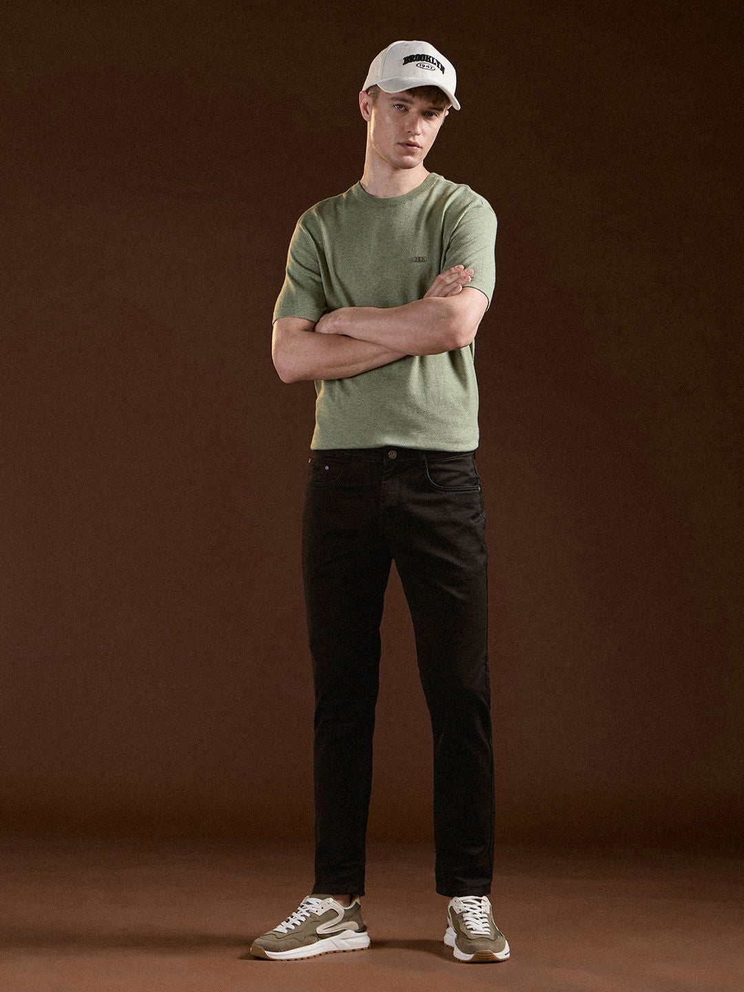 THE BEAR HOUSE Men  Cotton Solid Slim Fit Jeans