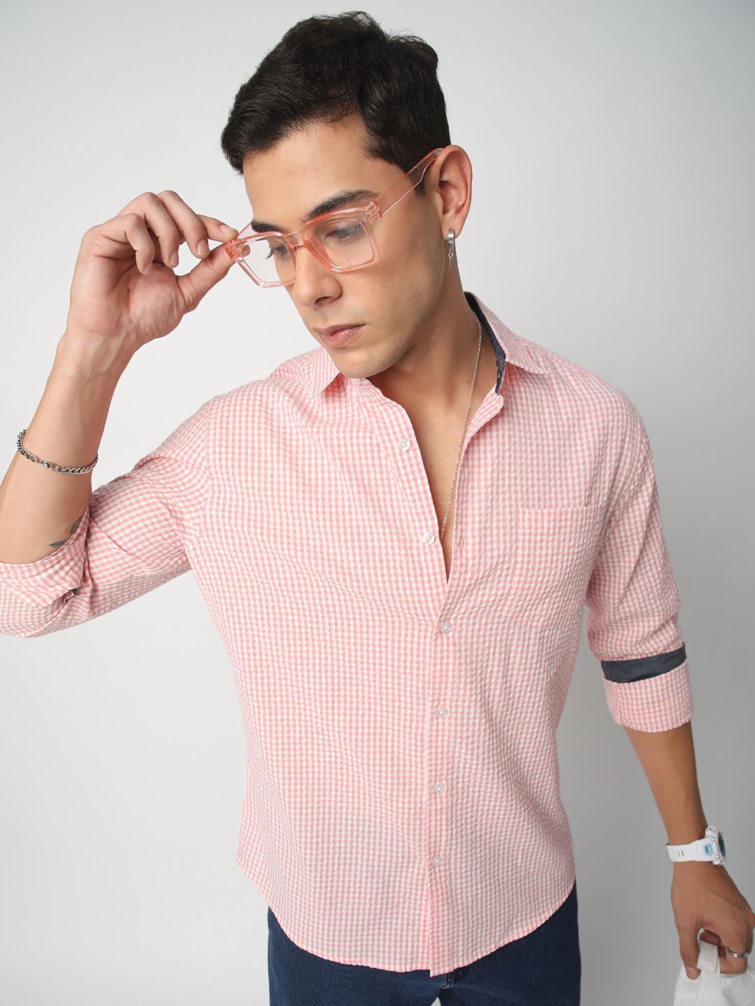 VASTRADO Men Classic Spread Collar Gingham Checked Cotton Slim Fit Casual Shirt