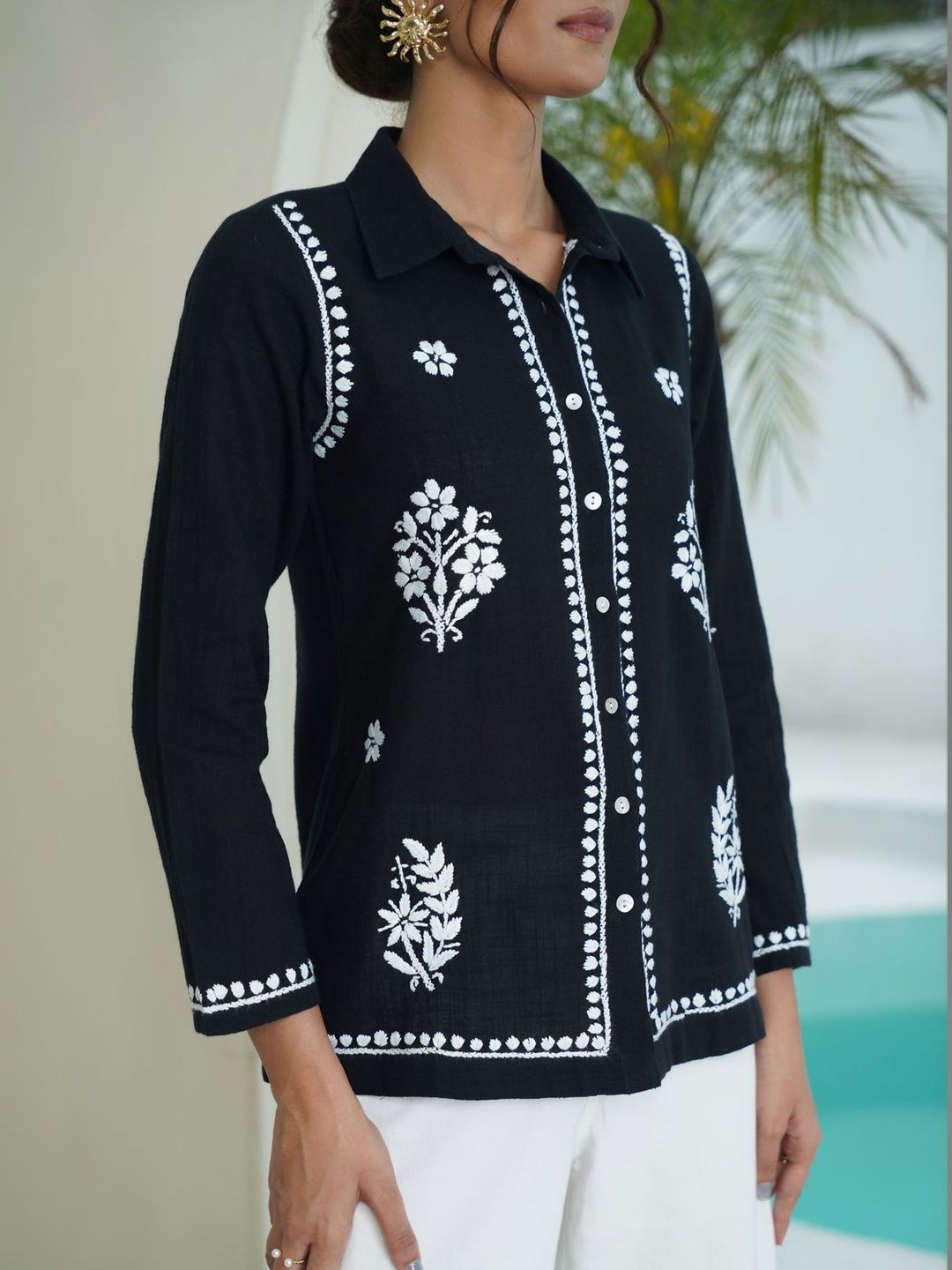 House of Chikankari Women Straight Floral Printed Casual Shirt