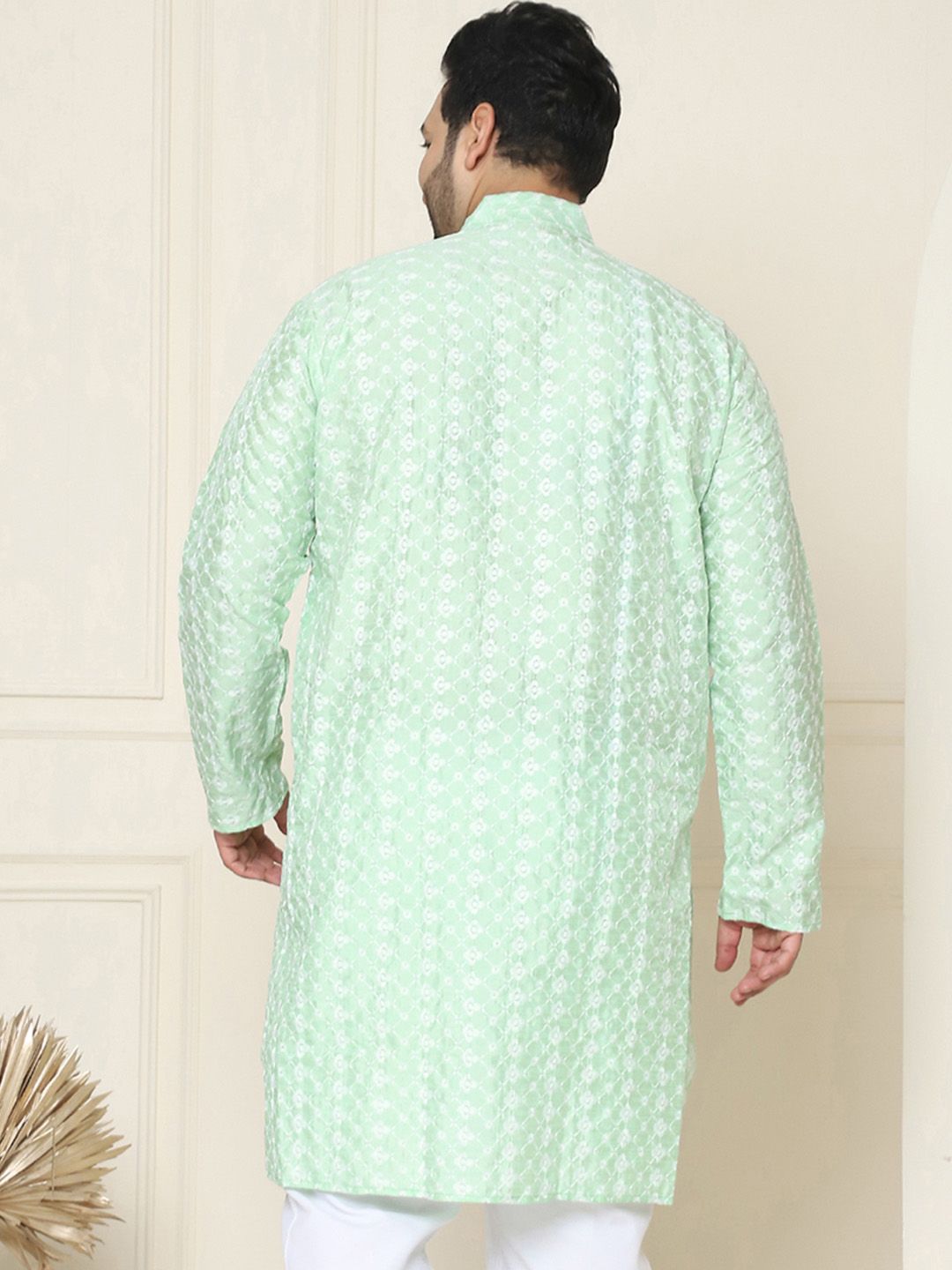 SOJANYA PLUS Size Floral Embroidered Band Collar Straight Kurta