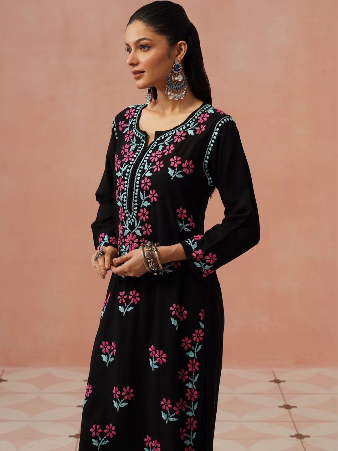 House of Chikankari Women Floral Embroidered Thread Work Kurta