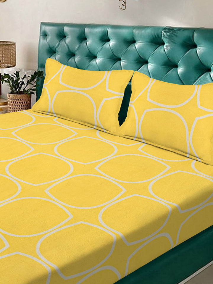 KLOTTHE Yellow Geometric Printed Fitted 300 TC Double King Bedsheet With 2 Pillow Cover