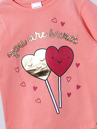 Moms Love Girls Printed T-Shirt With Trousers