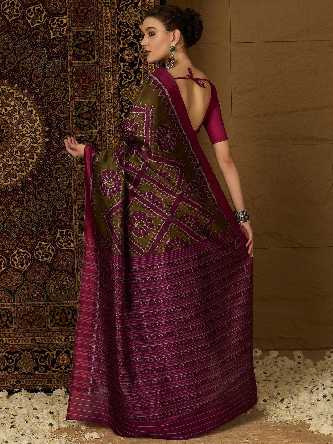 Saree mall Silk Blend Designer Ikat Sarees