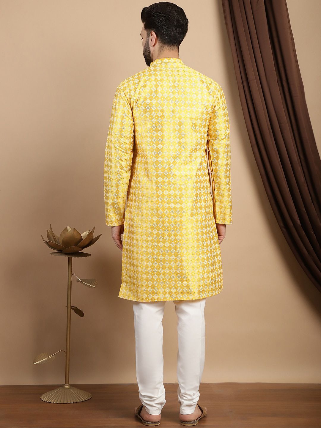 Anouk Floral Printed Mandarin Collar Regular Straight Kurta With Churidar