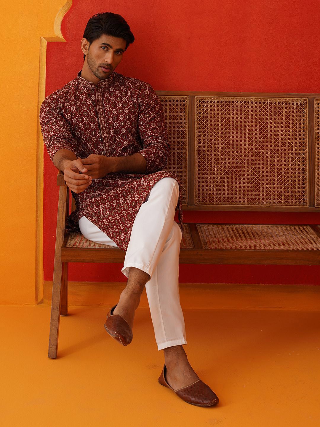 Jompers Men Geometric Embroidered Sequinned Kurta