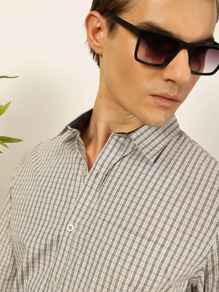 Thomas Scott Men Smart Spread Collar Micro Checked Cotton Slim Fit Casual Shirt