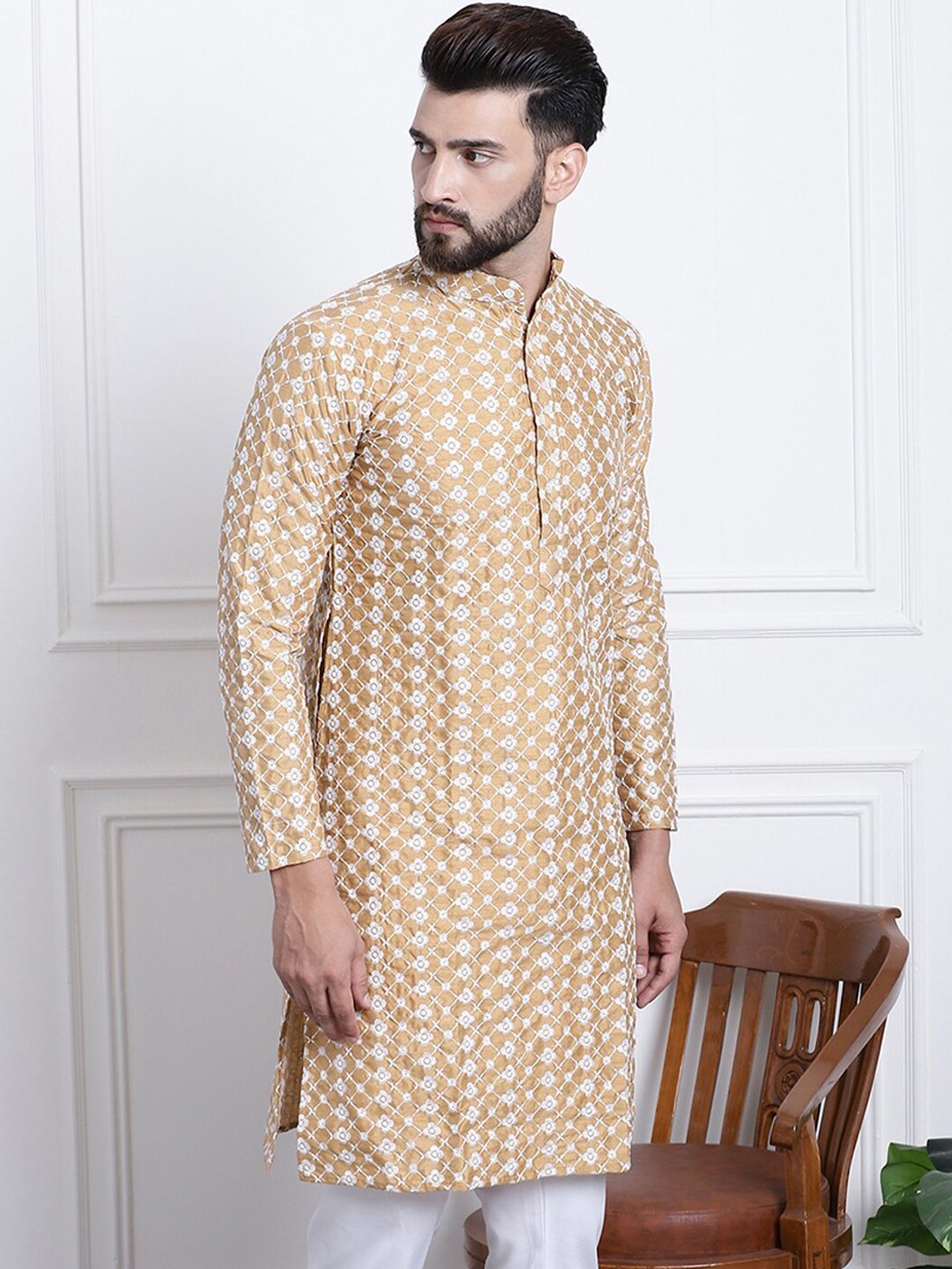 SOJANYA Kurta Kerja Benang Sulam Bunga