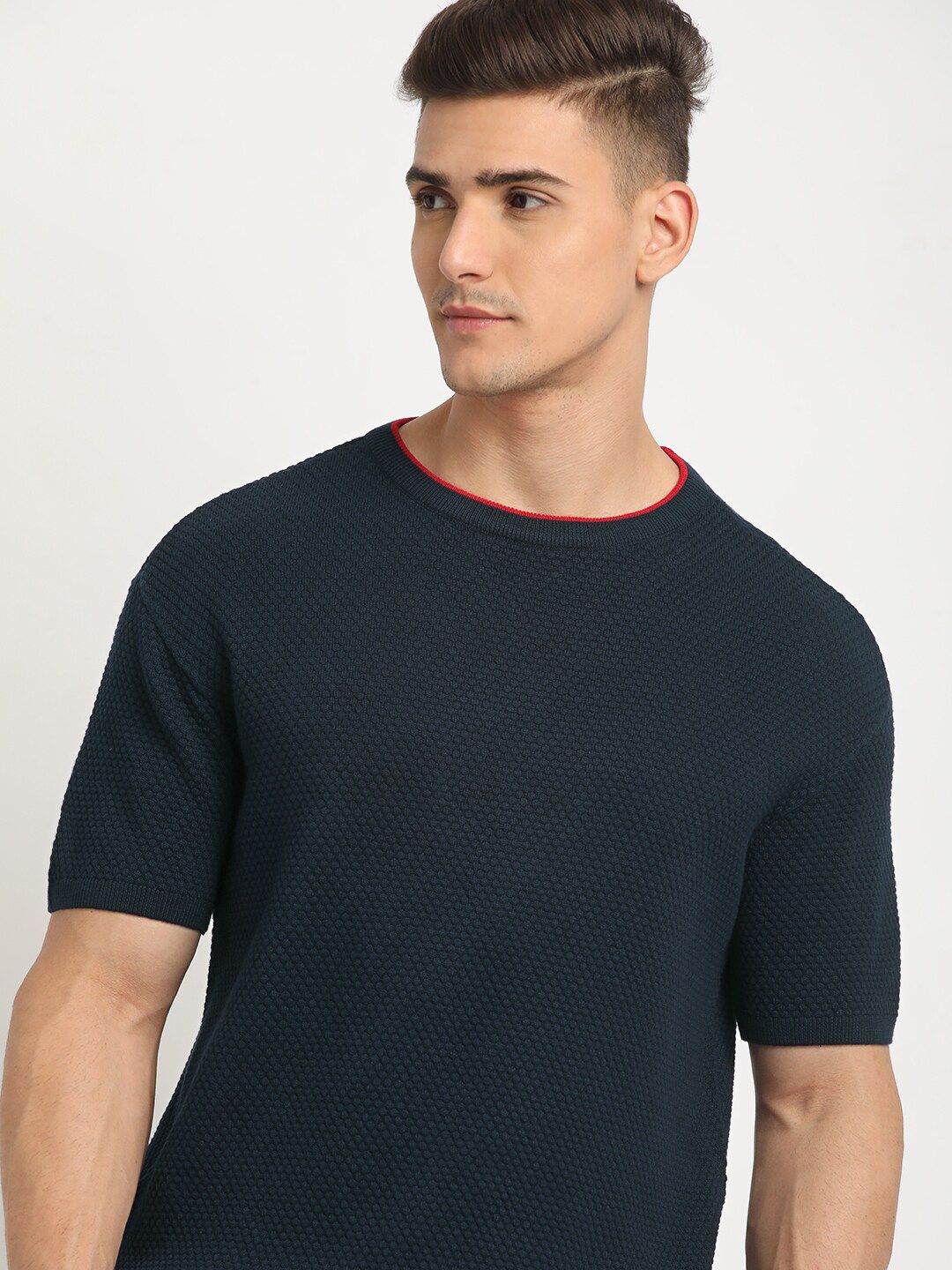 THE BEAR HOUSE Self Design Round Neck Drop-Shoulder Sleeves Cotton T-shirt