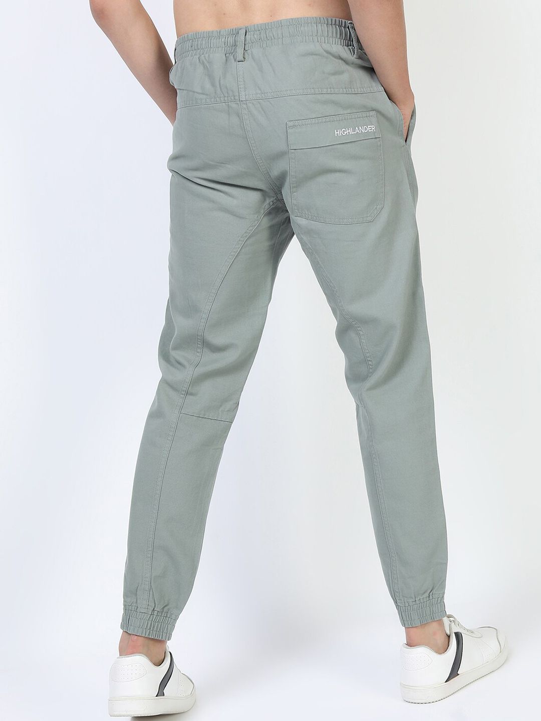 HIGHLANDER Men Grey Solid Cotton Regular Joggers