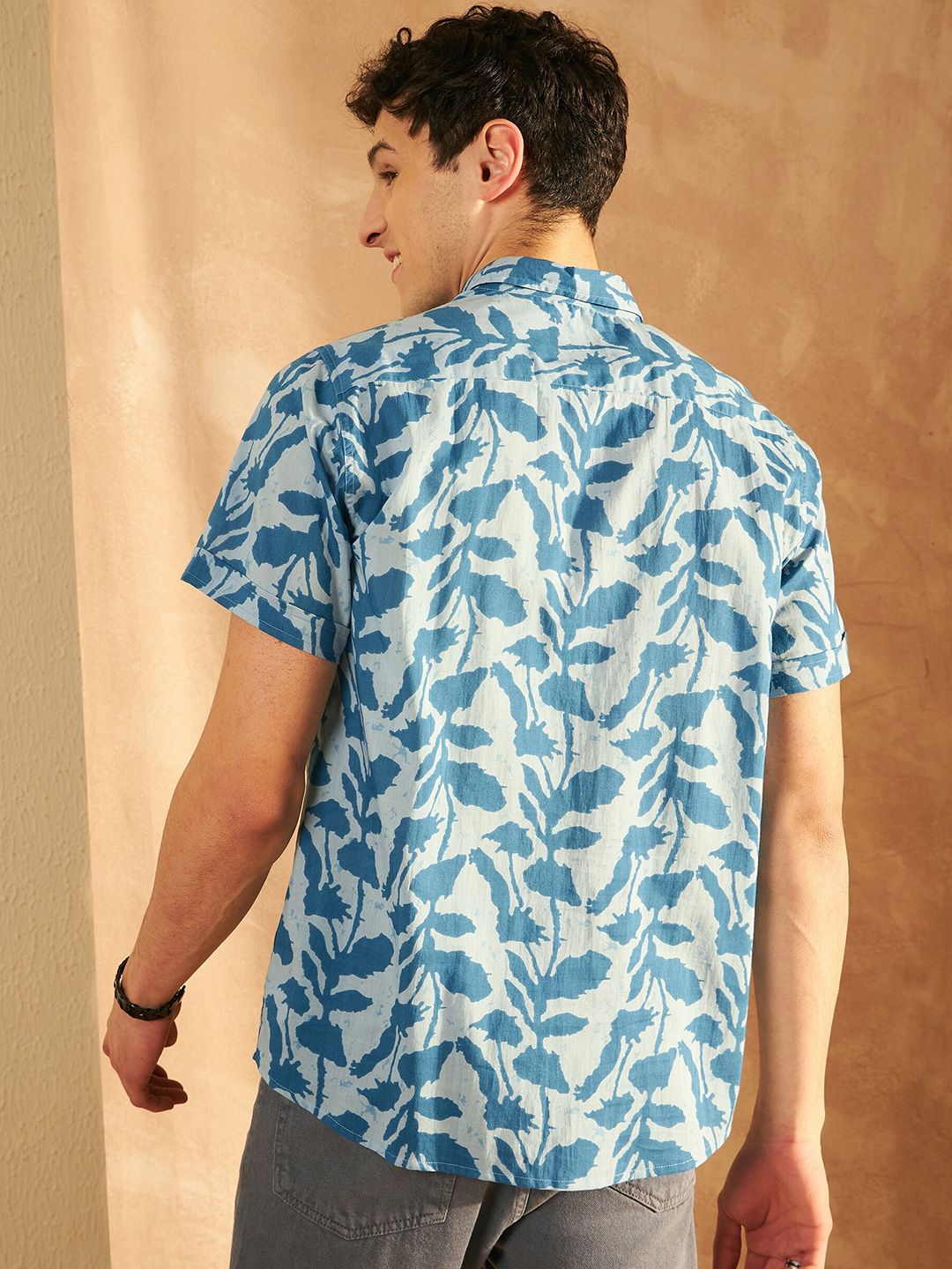DENNISON Smart Printed Spread Collar Short Sleeves Cotton Lightweight Shirt