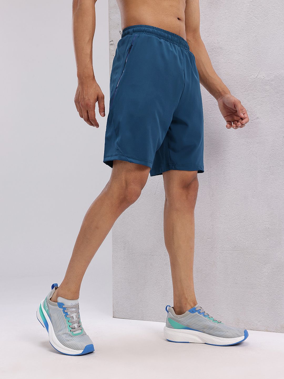 HRX by Hrithik Roshan Men Brand Logo Print Detail Mid-Rise Training Shorts