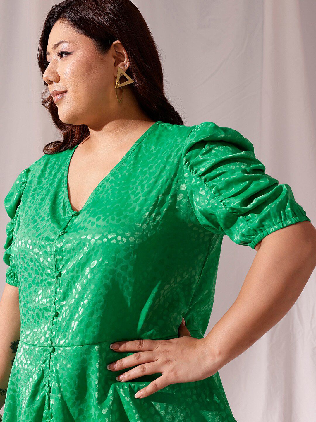 CURVY STREET Plus Size V-Neck Puff Sleeves Jacquard Satin Regular Top