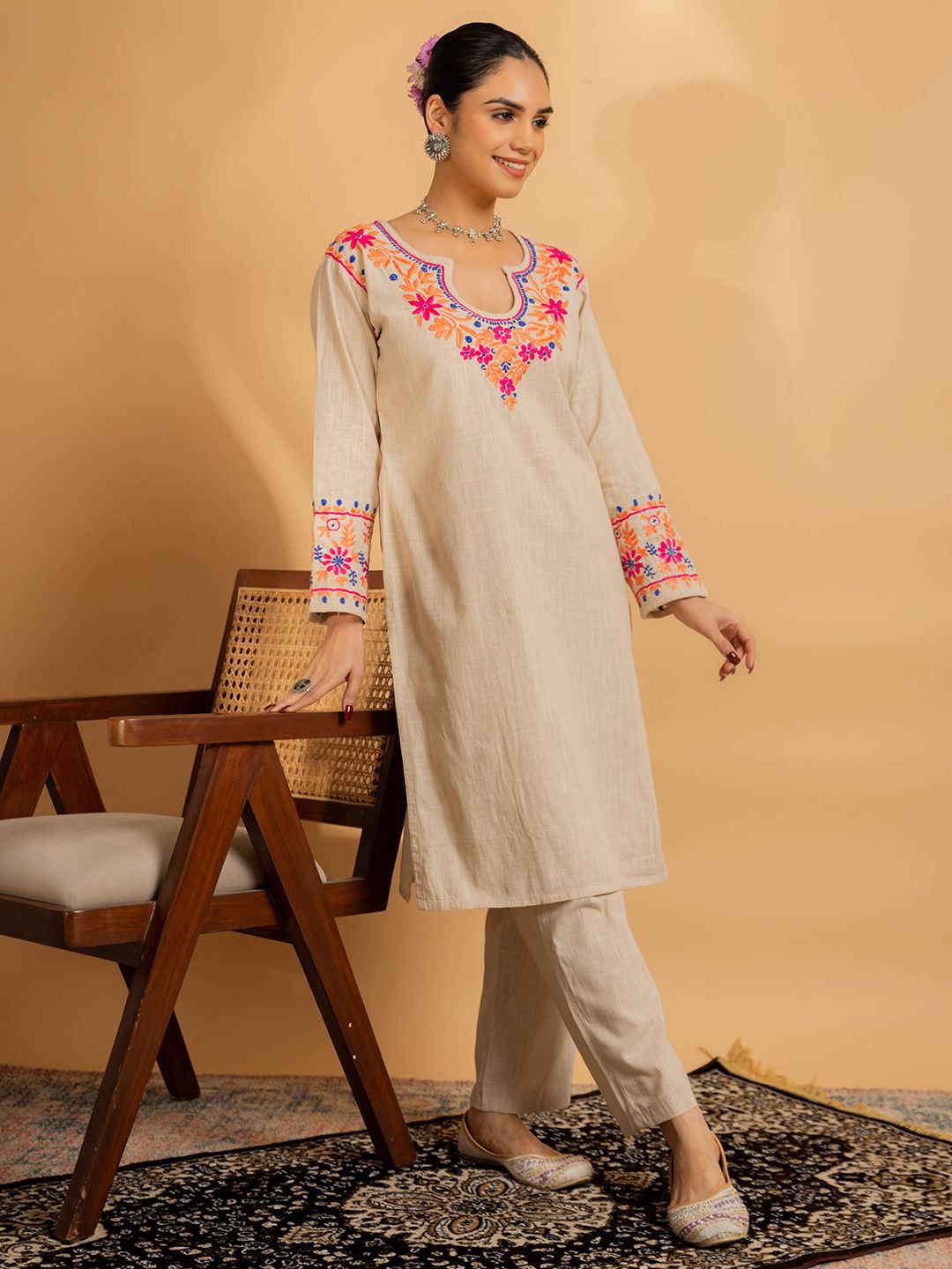 HOUSE OF KARI Floral Embroidered Chikankari Kurta With Palazzo