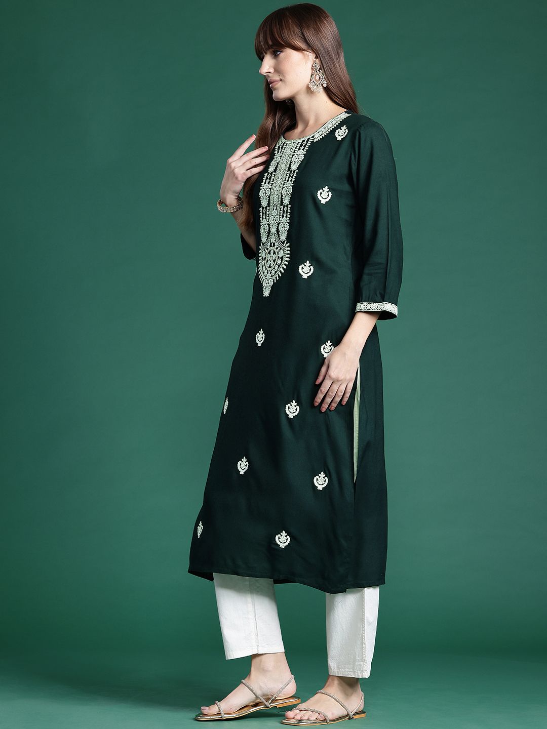 Indo Era Women Ethnic Motifs Embroidered Thread Work Kurta