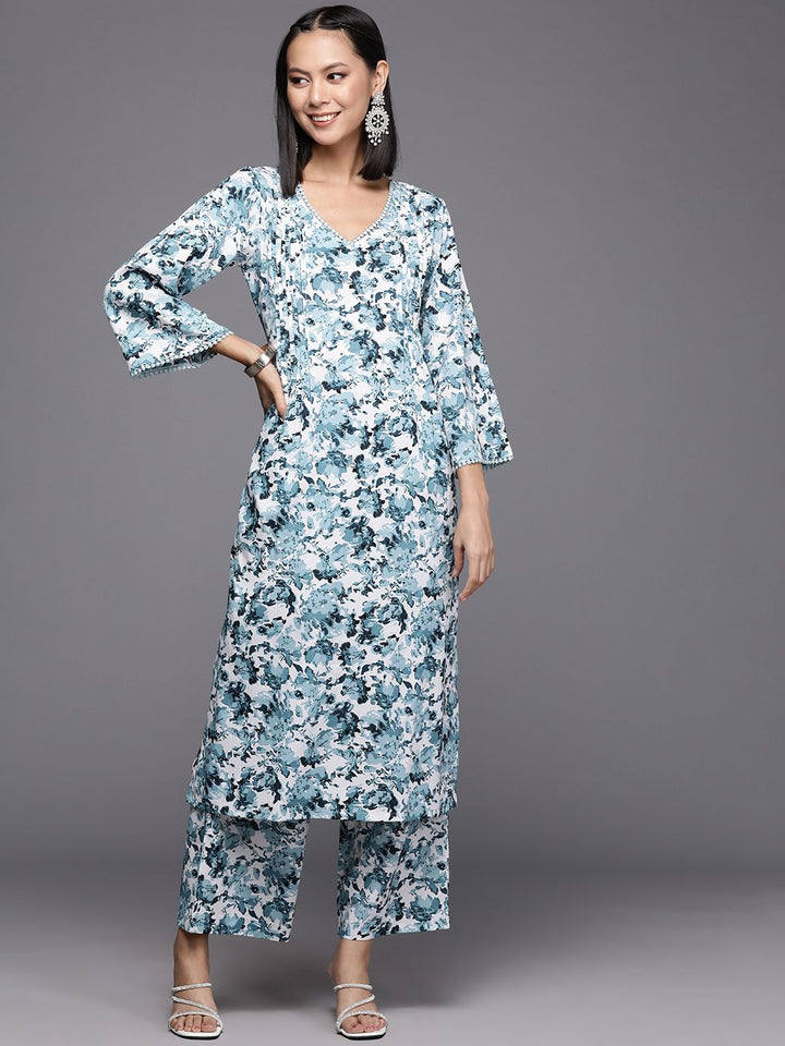 Varanga Women Floral Printed Regular Silk Crepe Kurta with Trousers