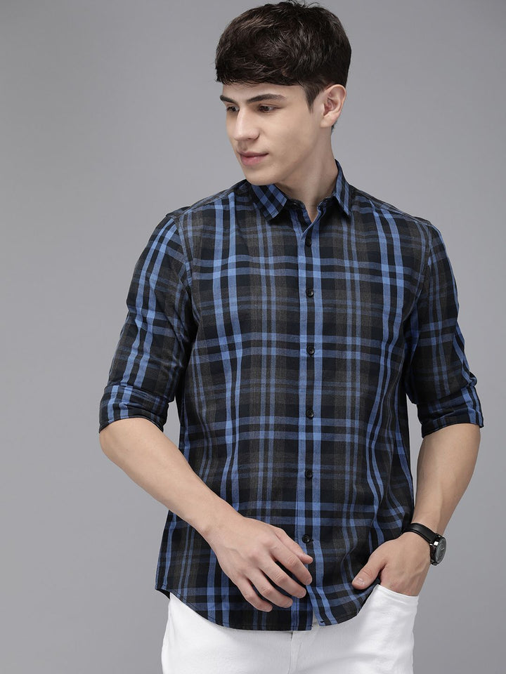 THE BEAR HOUSE Men Slim Fit Tartan Checked Casual Shirt