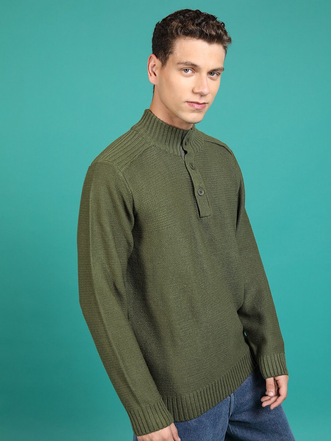 HIGHLANDER Turtle Neck Pullover