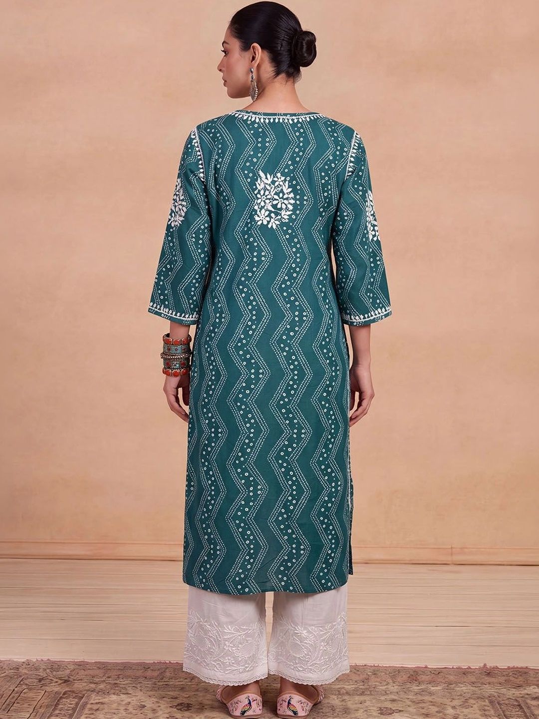 House of Chikankari Women Embroidered Thread Work Kurta