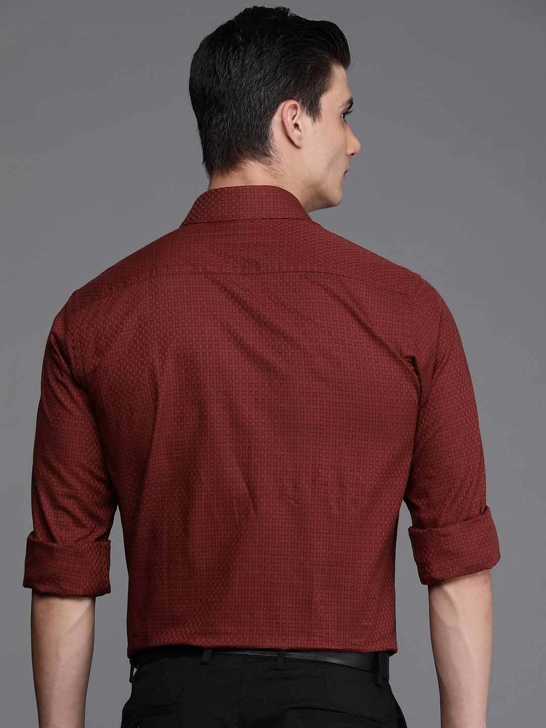 Raymond Slim Fit Geometric Printed Pure Cotton Formal Shirt