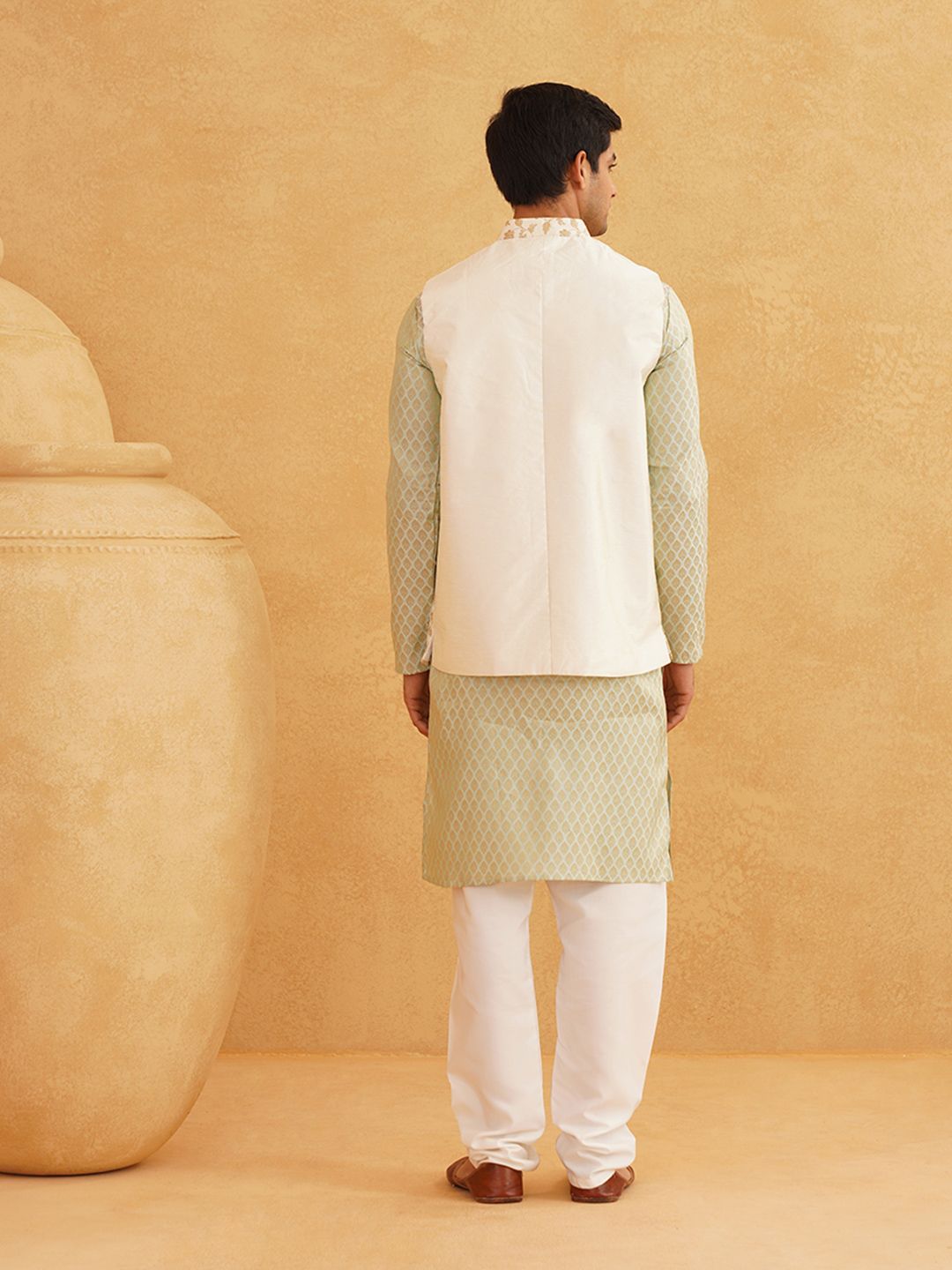 SOJANYA Ethnic Motifs Woven Design Band Collar Kurta With Pyjamas & Nehru Jacket