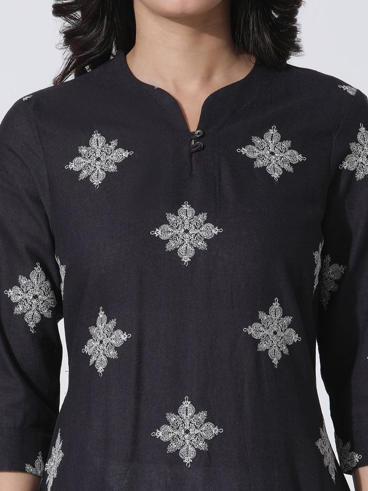 W Floral Embroidered Thread Work Kurta with Trousers