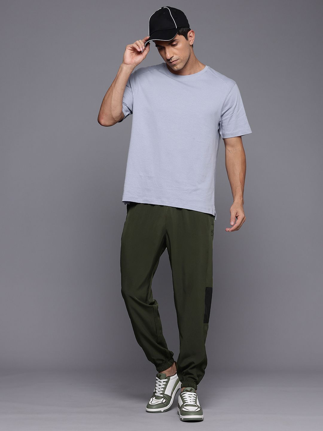 HRX by Hrithik Roshan Men Rapid Dry Regular Joggers