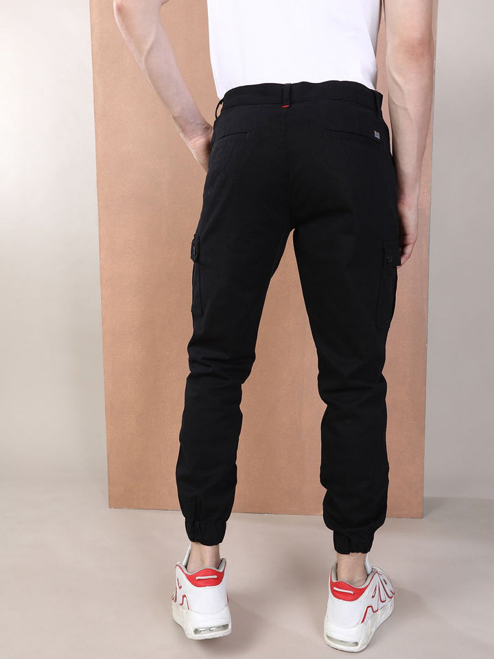 Lelaki garaj India yang langsing joggers pepejal