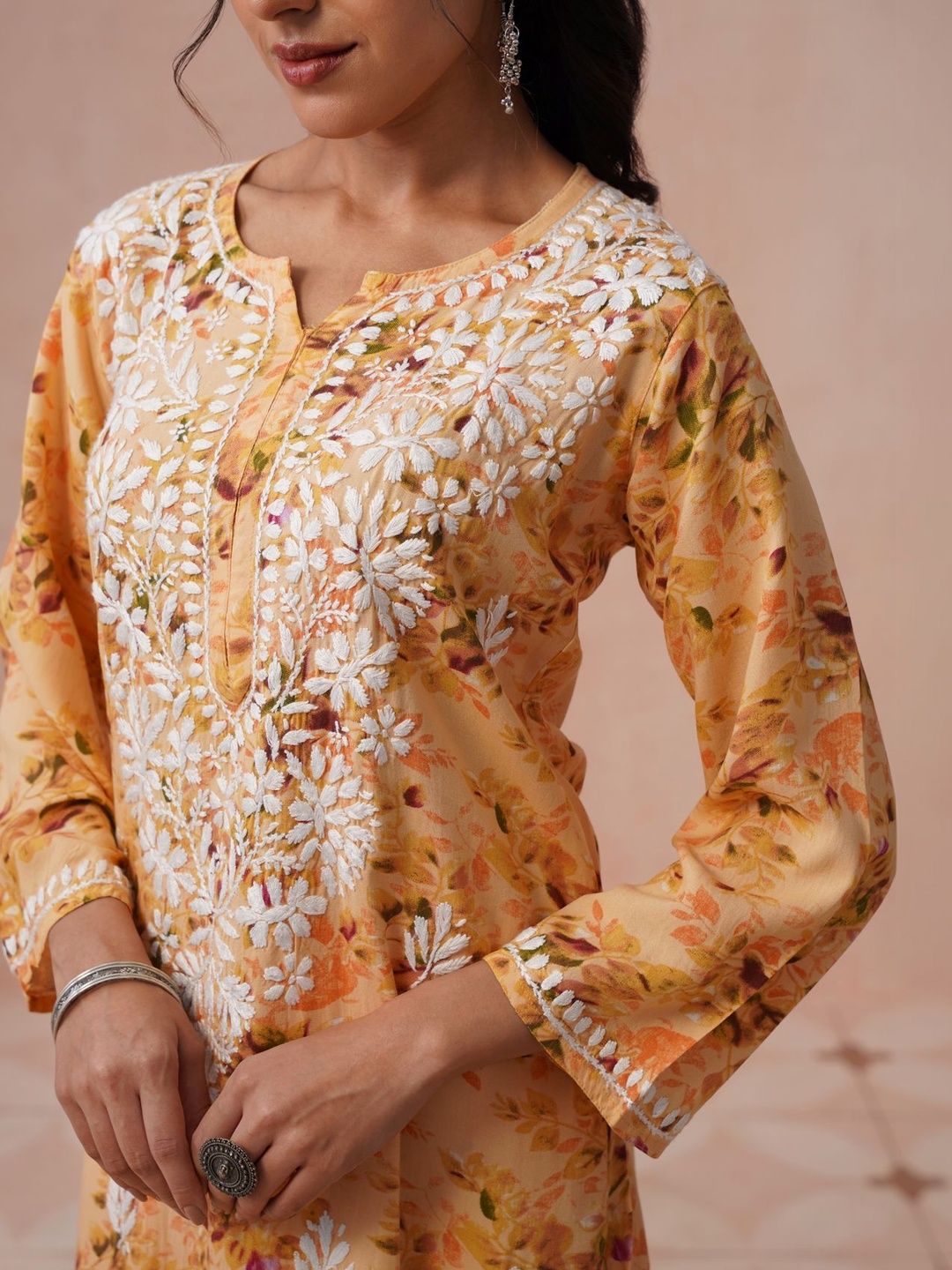 House of Chikankari Women Printed Regular Chikankari Kurta with Trousers