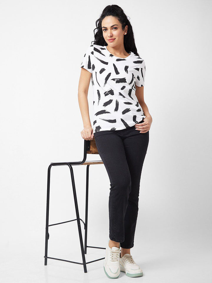 SPYKAR Graphic Printed Round Neck Half Sleeves Cotton Casual T-shirt