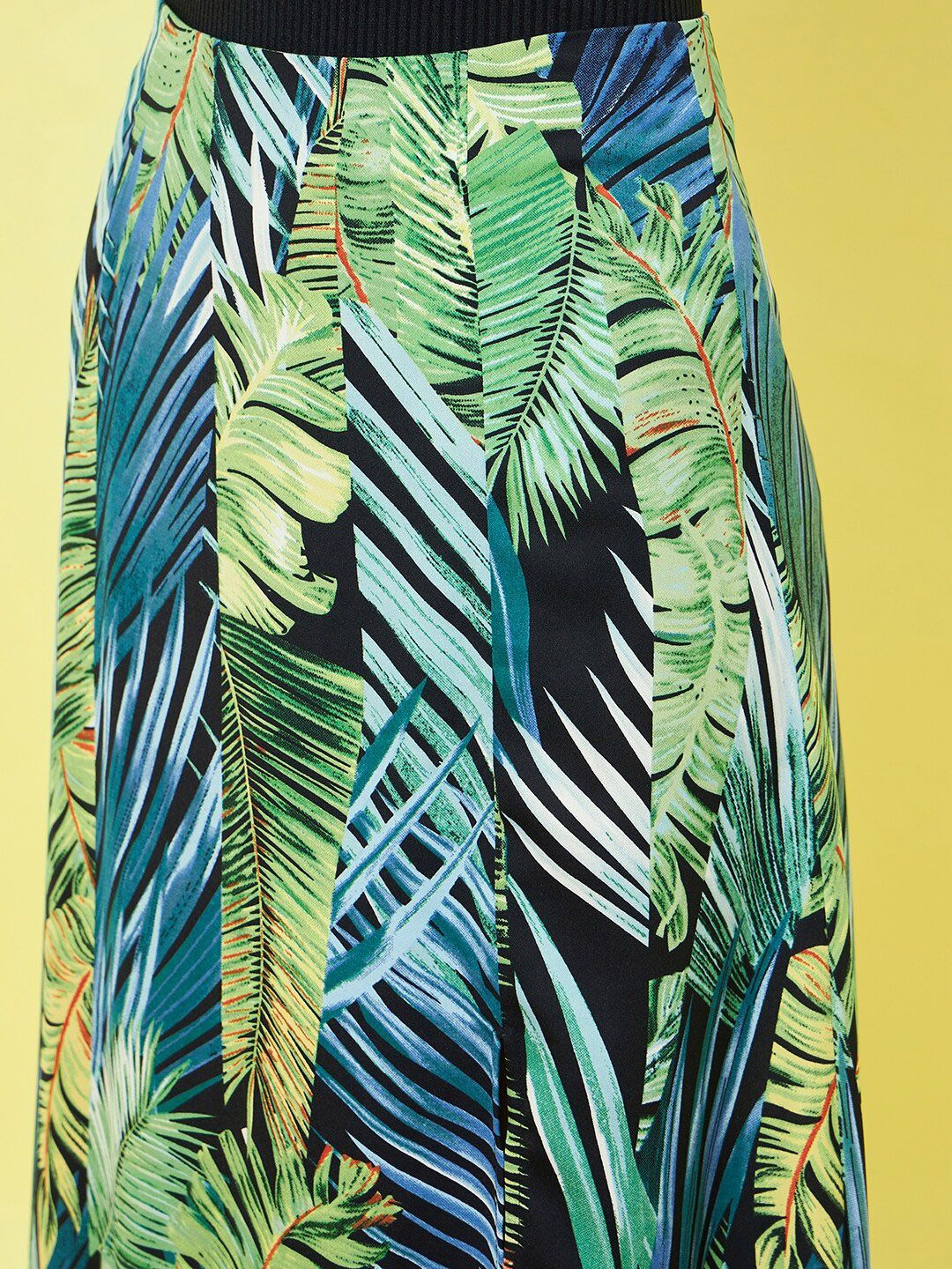 Berrylush Tropical Printed Front Slit A-Line Midi Skirt