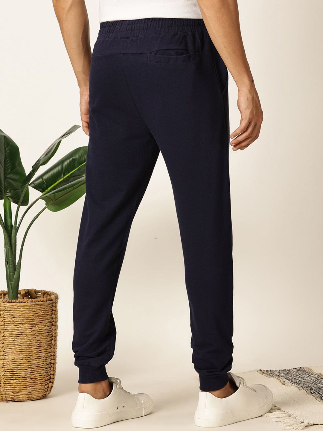 Thomas Scott Men Slim-Fit Mid Rise Joggers
