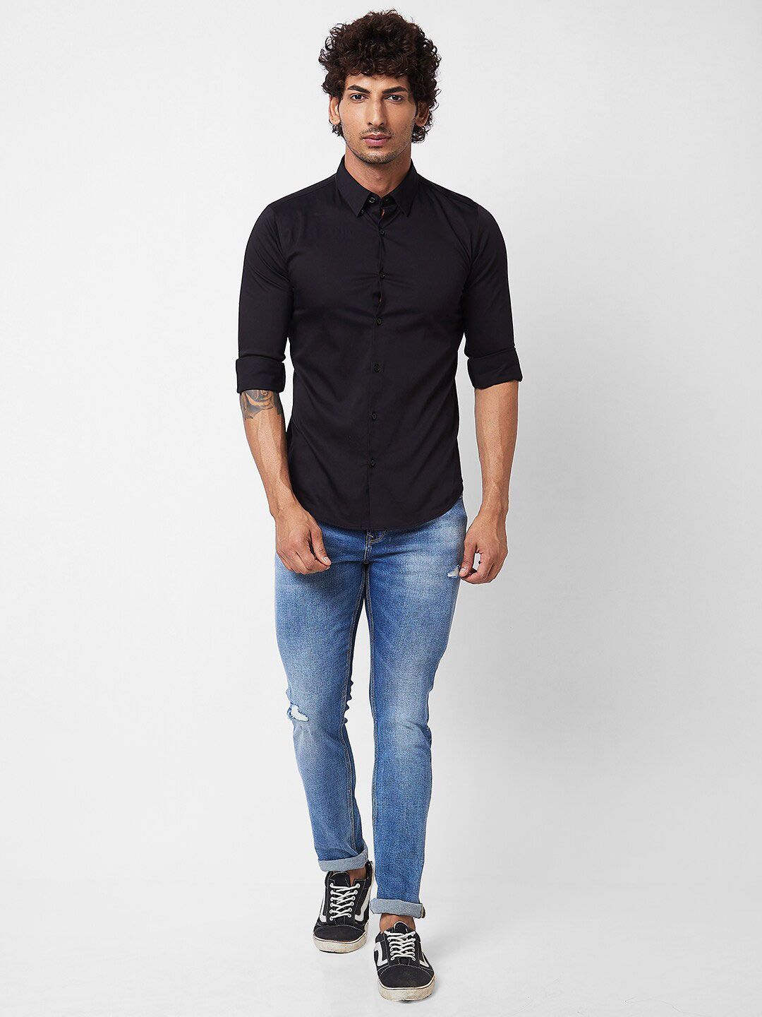 SPYKAR Spread Collar Long Sleeves Cotton Casual Shirt