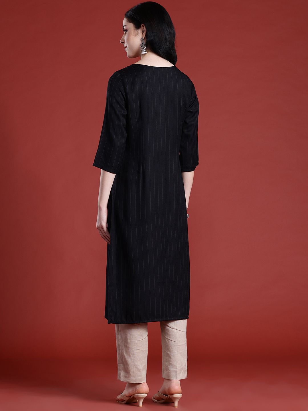 Anouk Woven Stripes Thread Work Detail Straight Kurta