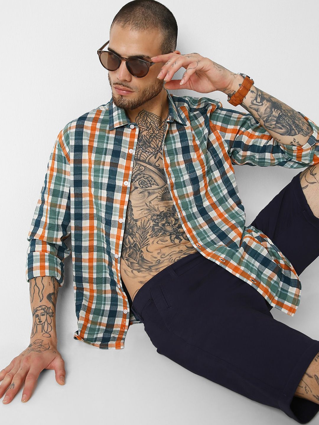 VASTRADO Men Classic Slim Fit Tartan Checks Checked Casual Shirt