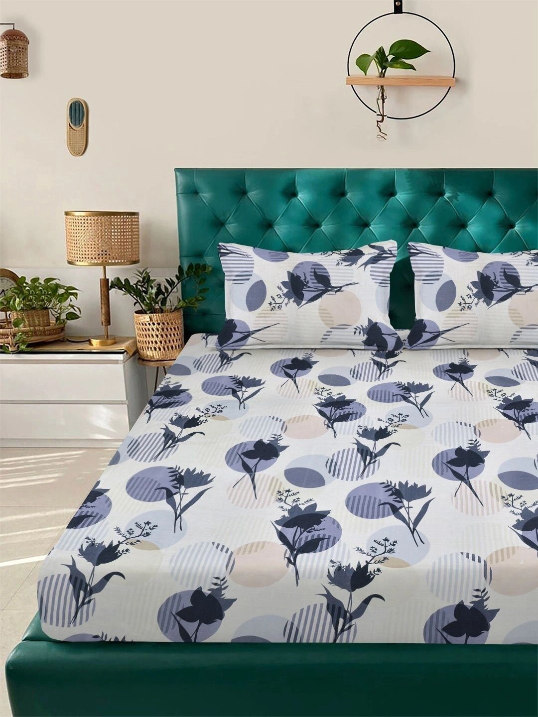 Moda Rapido X KLOTTHE Multicoloured Floral 300 TC King Bedsheet with 2 Pillow Covers