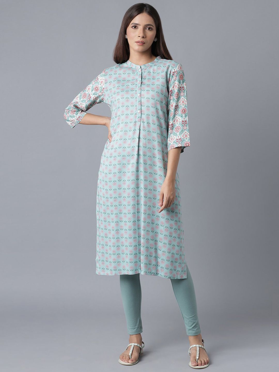 W Women Blue Geometric Checked Flared Sleeves Thread Work Kurta