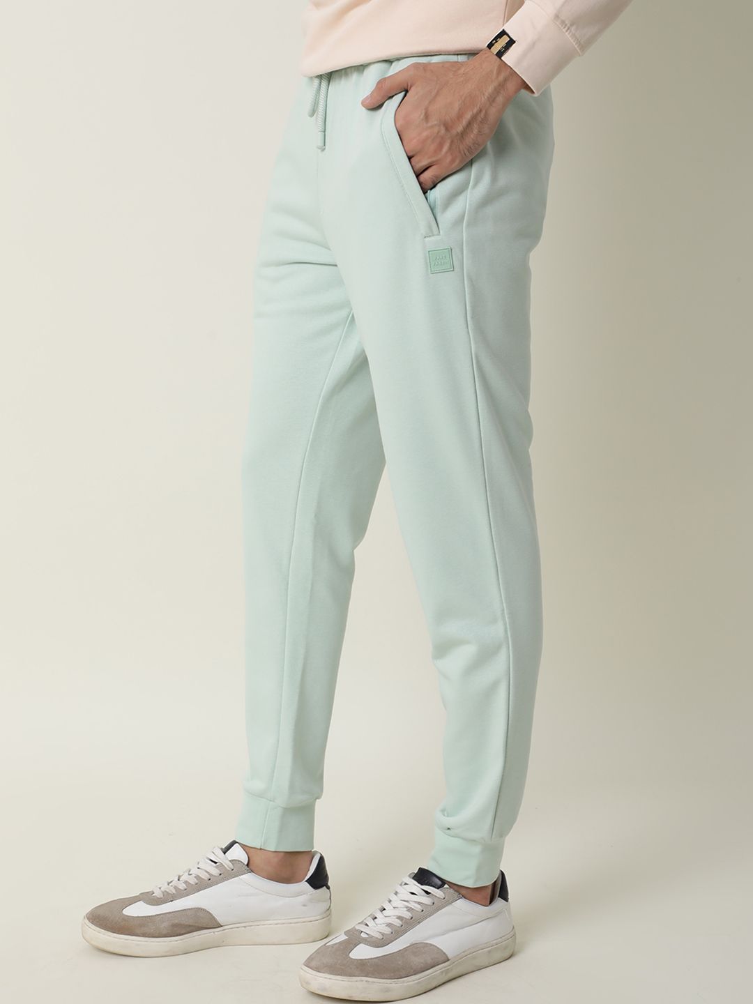 RARE RABBIT Men Arvon Slim Fit Solid Jogger