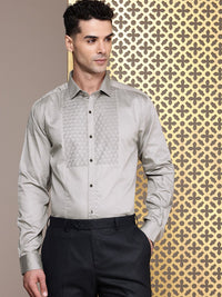 House of Pataudi Pure Cotton Geometric Embroidered Party Shirt