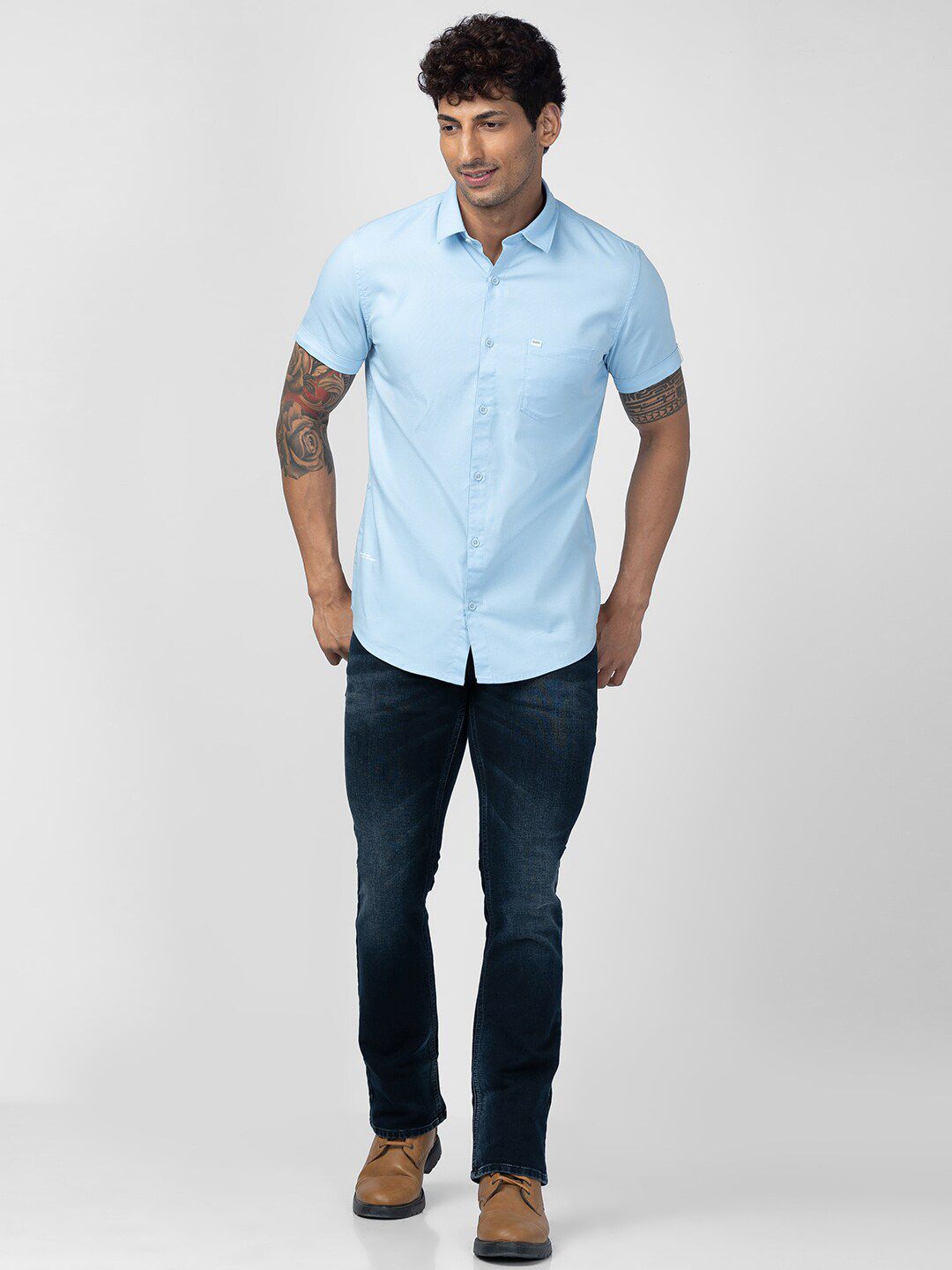 SPYKAR Men Slim Fit Short Sleeves Casual Cotton Shirt